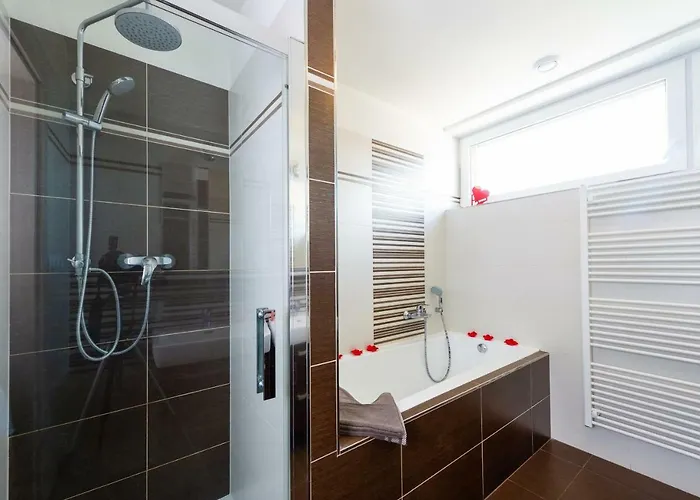 Riverside Apartman *